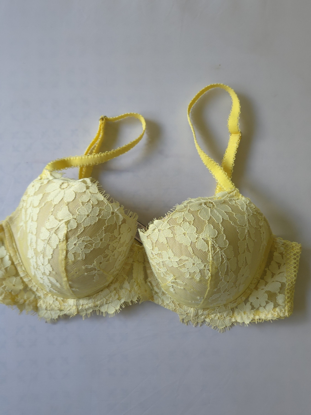 Victoria’s Secret Dream Angels Lined Demi Bra 36C Yellow Floral Lace Underwire